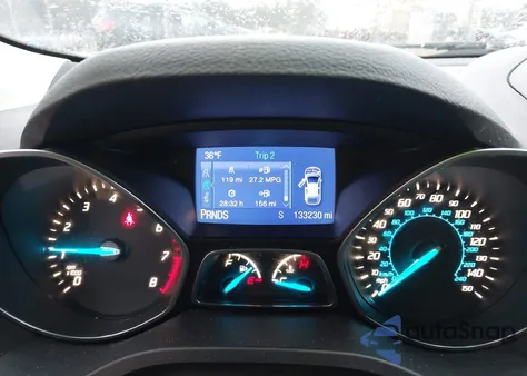 2013 Ford Escape Se z USA, uszkodzony, nr VIN 1FMCU0GX1DUC06622